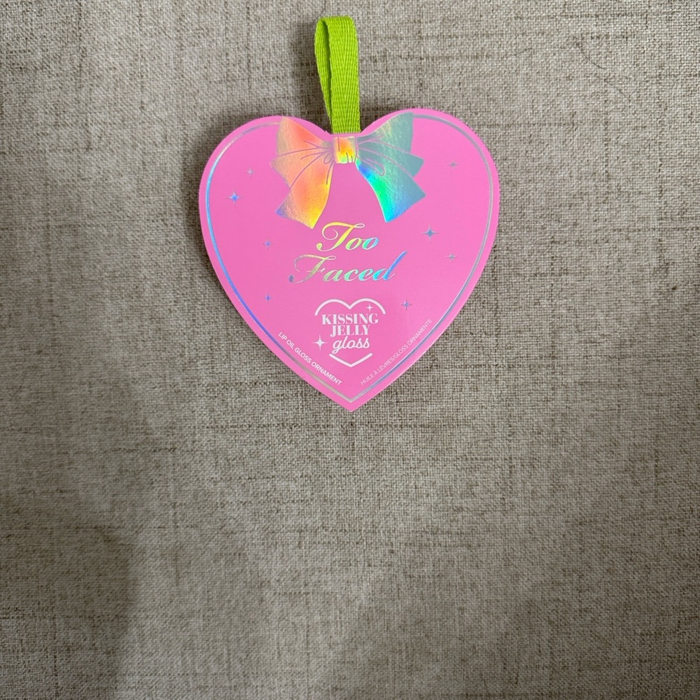Too Faced Pink Heart with Gloss